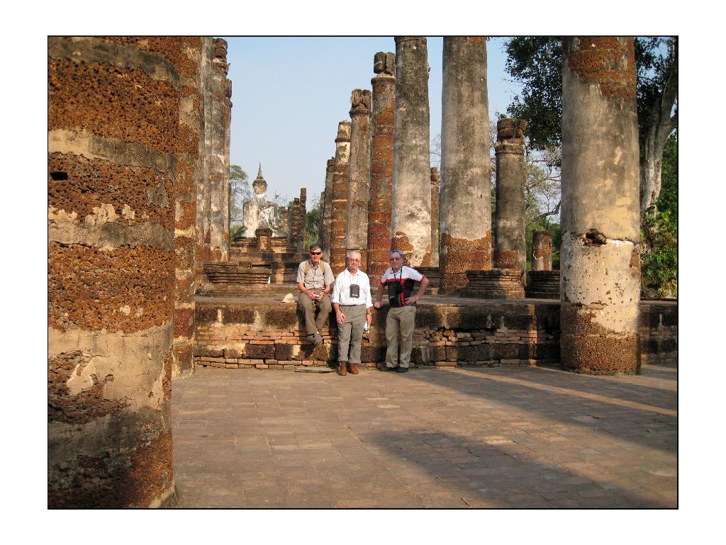 0401_sur le site de Sukhothai.jpg